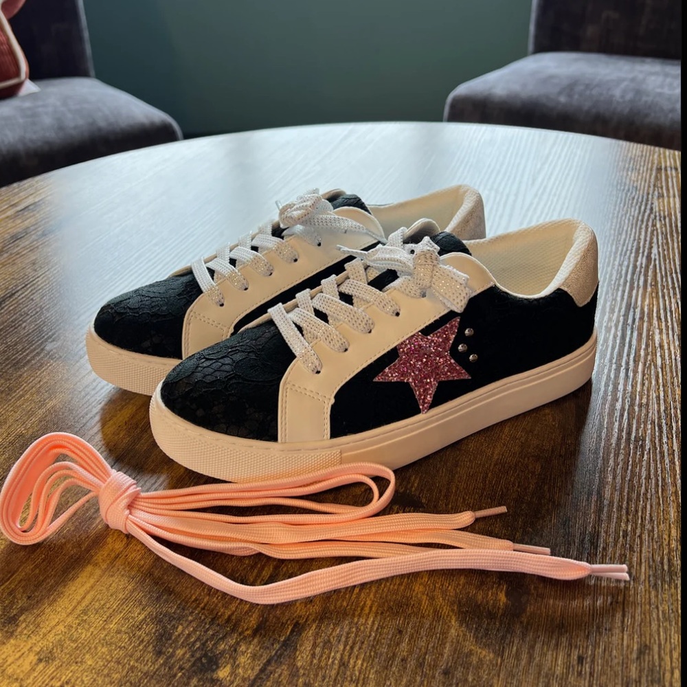 Black Lace Supernova Sneaker